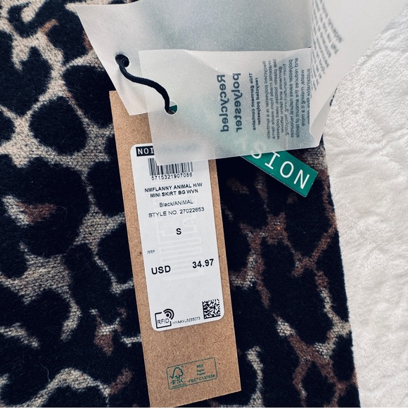 Noisy May. Size small - Picture 7 of 16